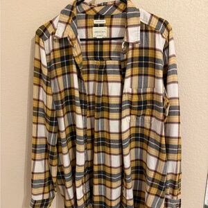 American Eagle Outfitters Yellow and Black Plaid Boyfriend Fit Shirt